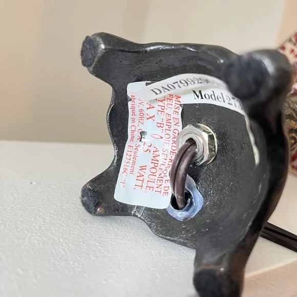 Vintage Red Glass Beaded Table Lamp with Bronze Base - Picture 5 of 6